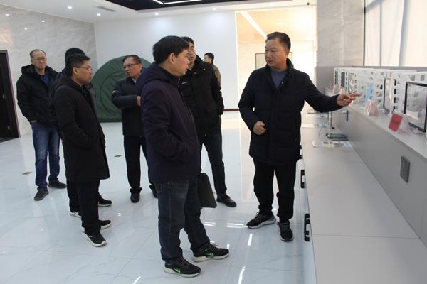 省“万人助万企”活动第八工作组莅临金沙3777JS认证娱场城集团光电调研